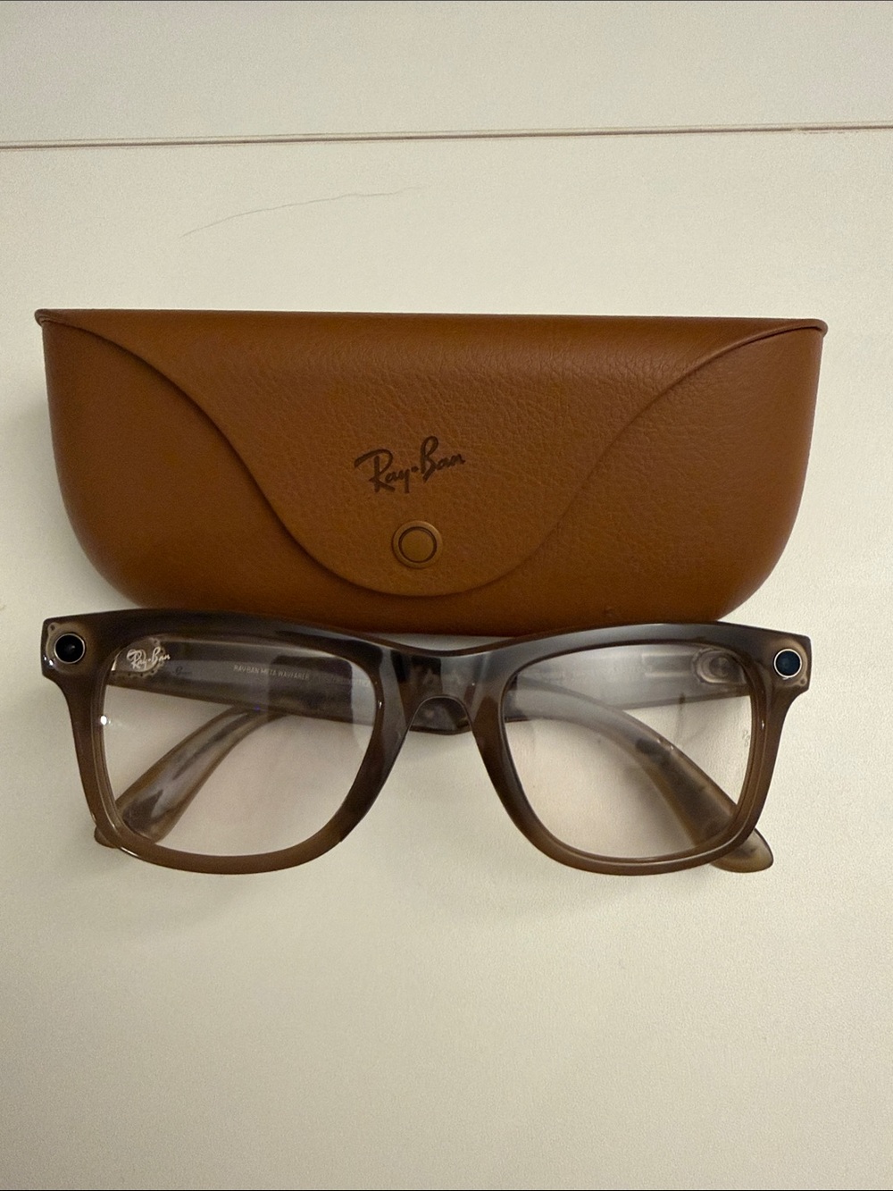 Ray-Ban Brown Wayfarer Glasses with Case large
